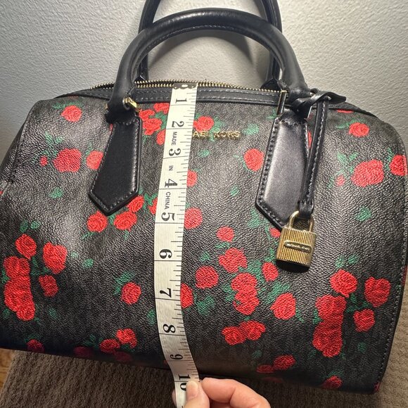 Michael Kors Rose Hayes Duffle Satchel Crossbody - Picture 5 of 10